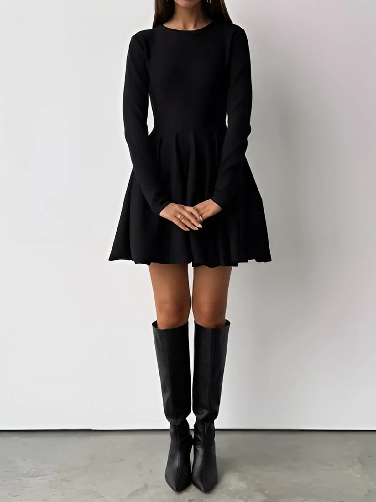 Alina | Elegantes Damen Skaterkleid in Crème mit Langarm - Image 12
