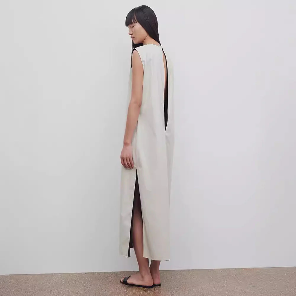 Amara- Damen maxikleid mit minimalistischer Silhouette und Seitenschlitzen