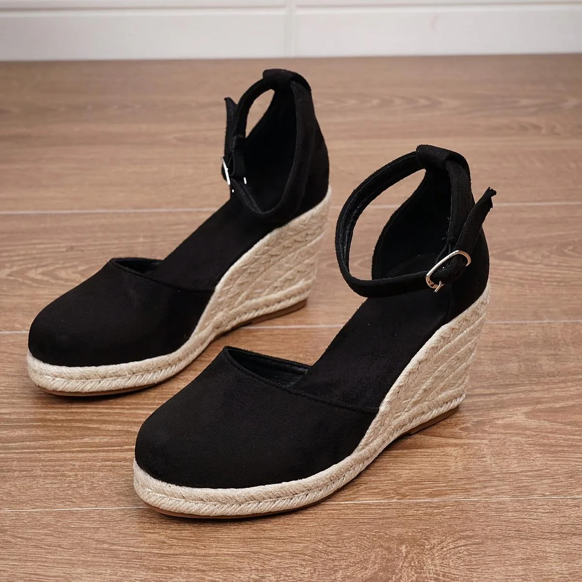 Anna Damen Lässige Keilsandalen mit Knöchelschnalle