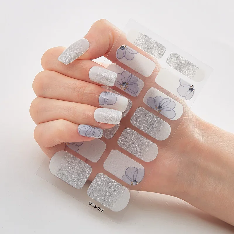 Avelena | GlitzNail – Festliche Weihnachtsnägel Schnell, Komplett Ohne Salon - Image 12