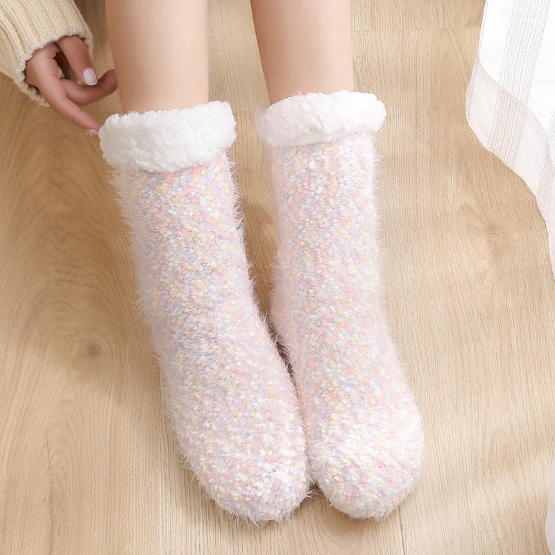 Avelena | WarmStep - Den ganzen Tag Wärme und rutschfeste Komfortsocken für Ihre Füße