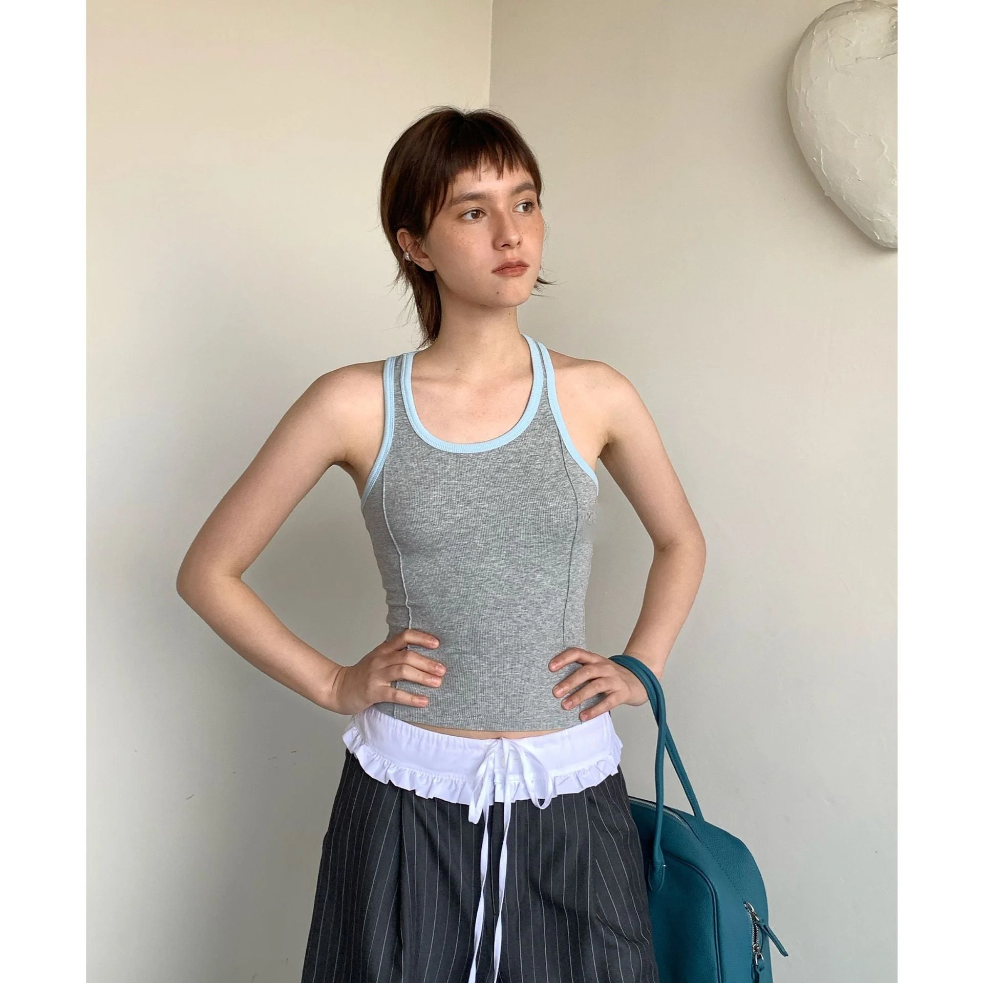 Beatrice- Damen sportliches Tanktop mit kontrastierenden Details
