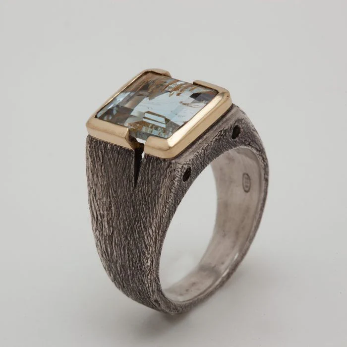 Bildhauer Ring mit Kristall in Vintage Silber