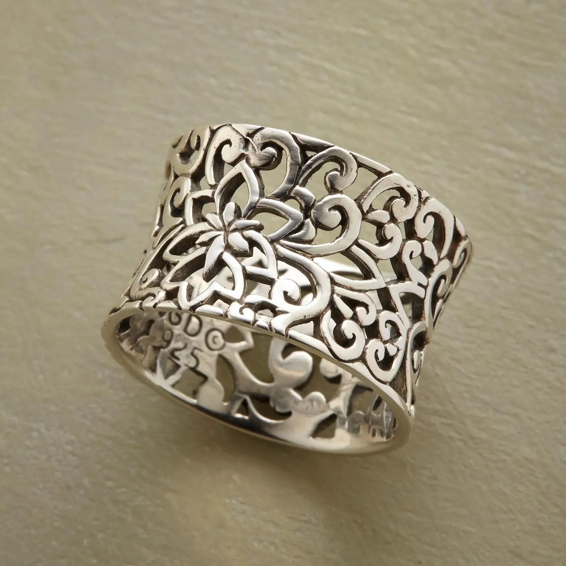 Bonnie - Vintage Silber Hohlring