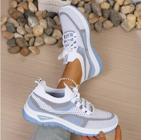 Camilla | Stylische Sneaker für Damen - Image 4