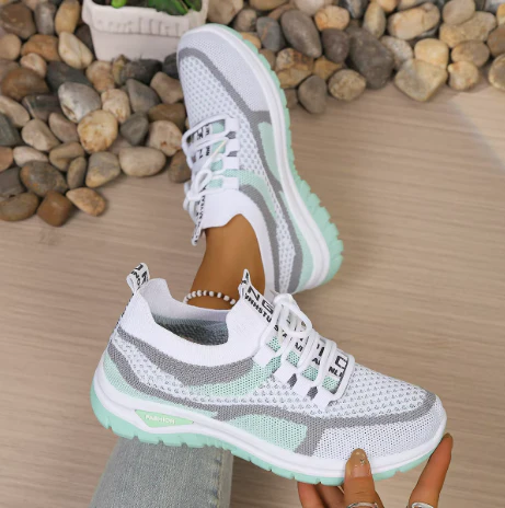 Camilla | Stylische Sneaker für Damen - Image 5