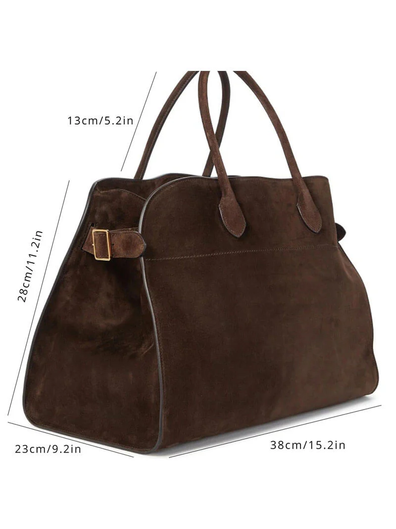 CELINE - Image 13