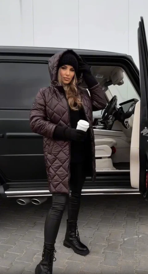 Clara | Gestepptes Damen Kapuzenjacke modern stilvoll - Image 12
