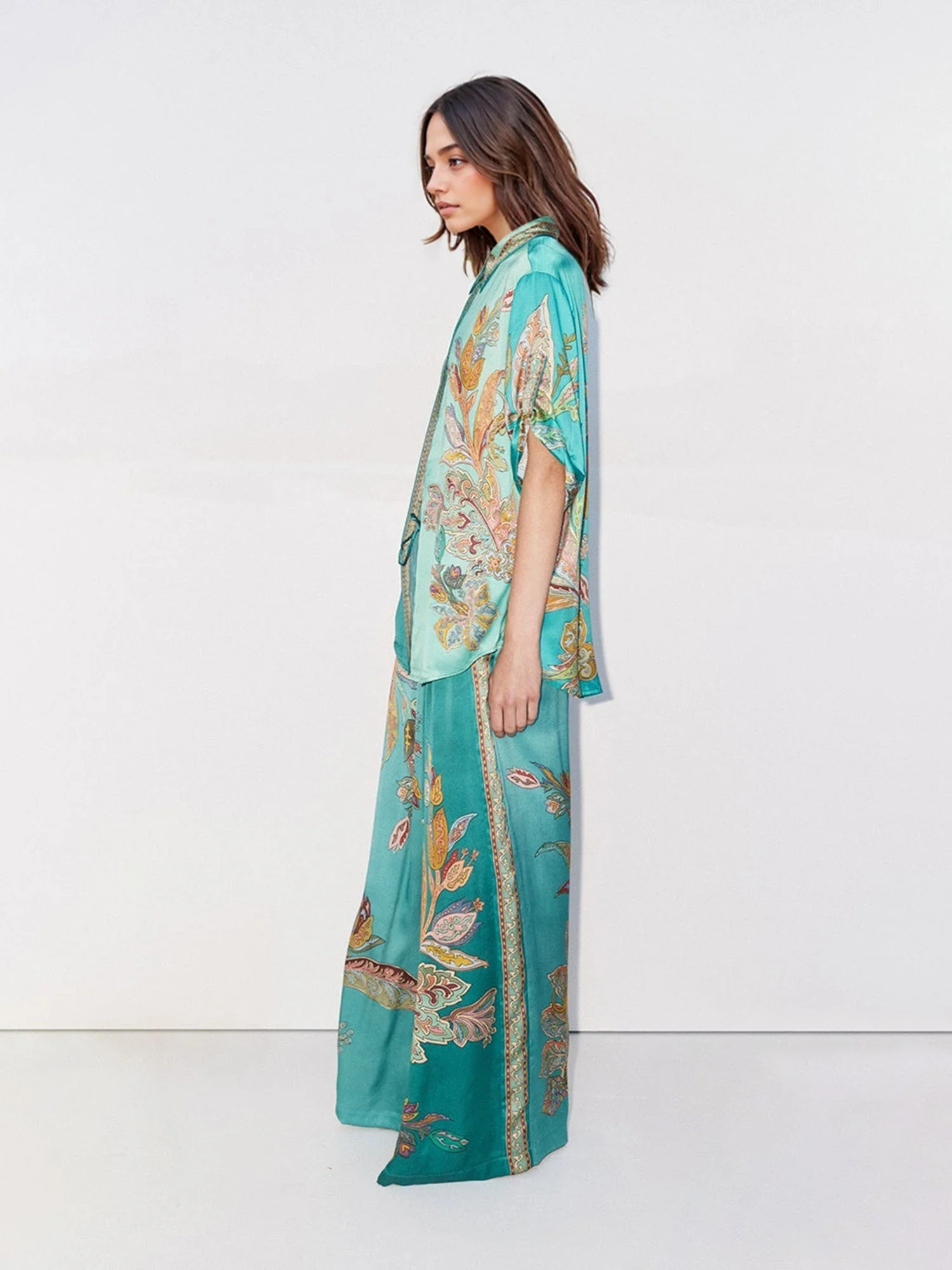 Completo Emerald Luxe – Oversized Hemd und Weitehose - Image 6