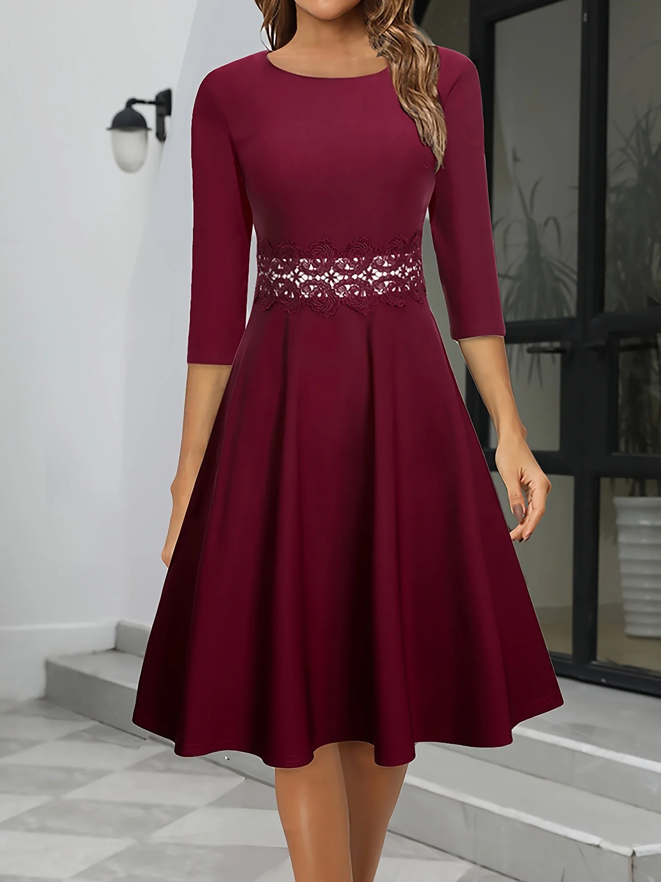Damen-Abendkleid in Midi-Länge | klare Silhouettenführung - Image 3