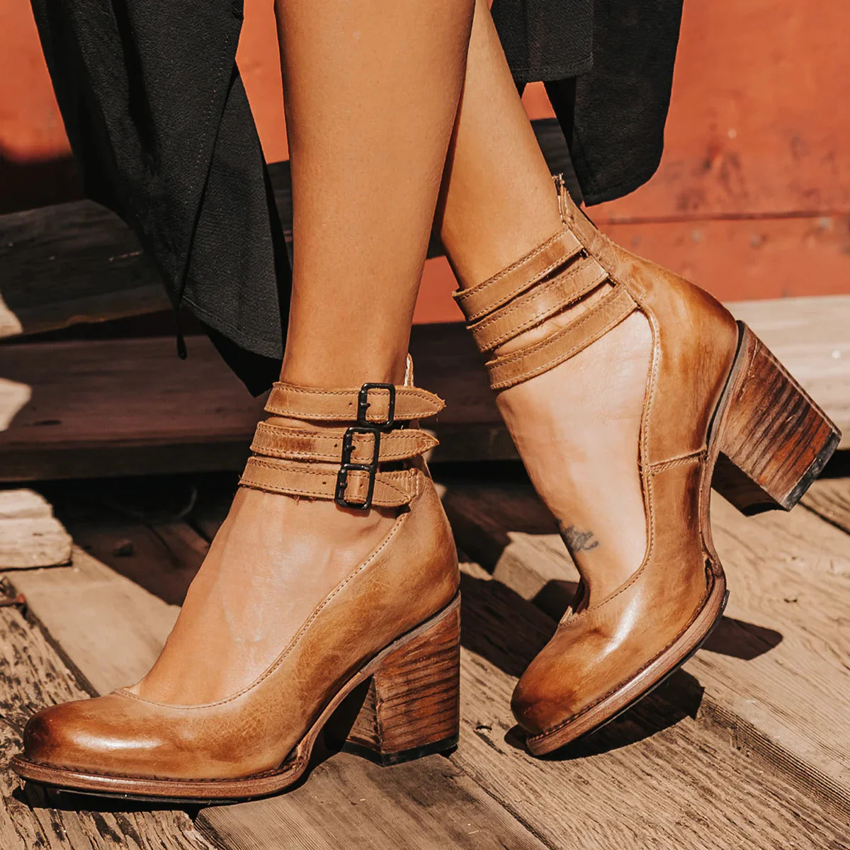 Damen Stiefeletten Blockabsatz Doppelriemen