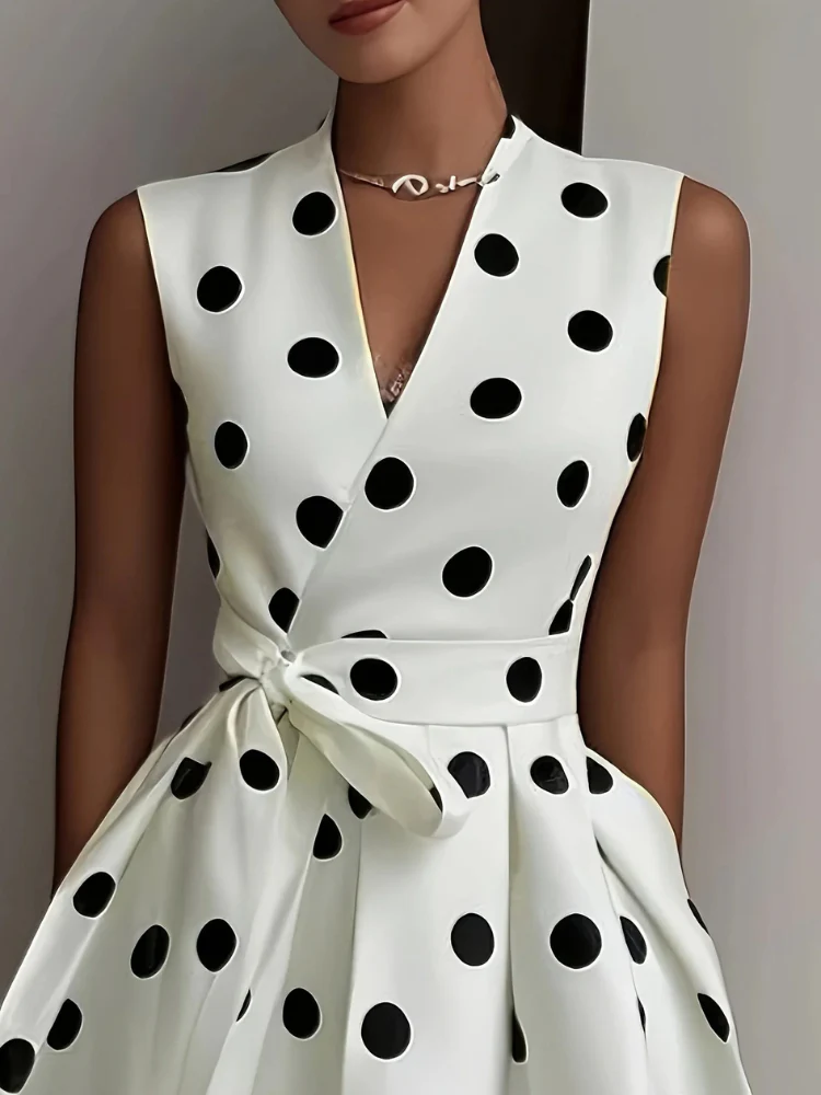 Damen Vintage-Wickelkleid mit Polka-Dots | Midi
