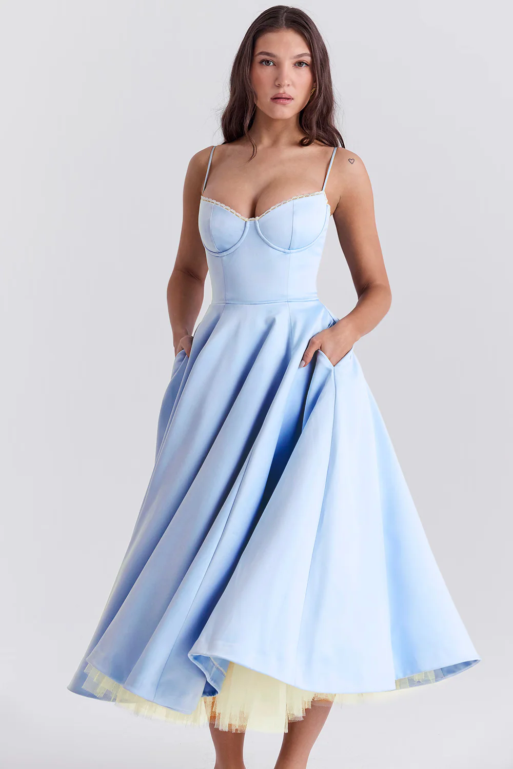 Damenkleid | A-Linie Rock und Korsettoberteil
