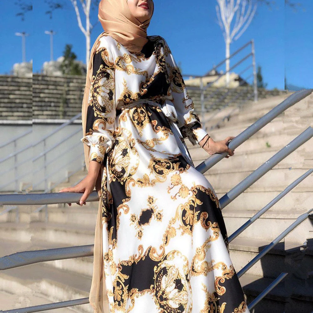 Dominika- Damen Maxikleid mit kunstvollem Barockmuster und Gurt