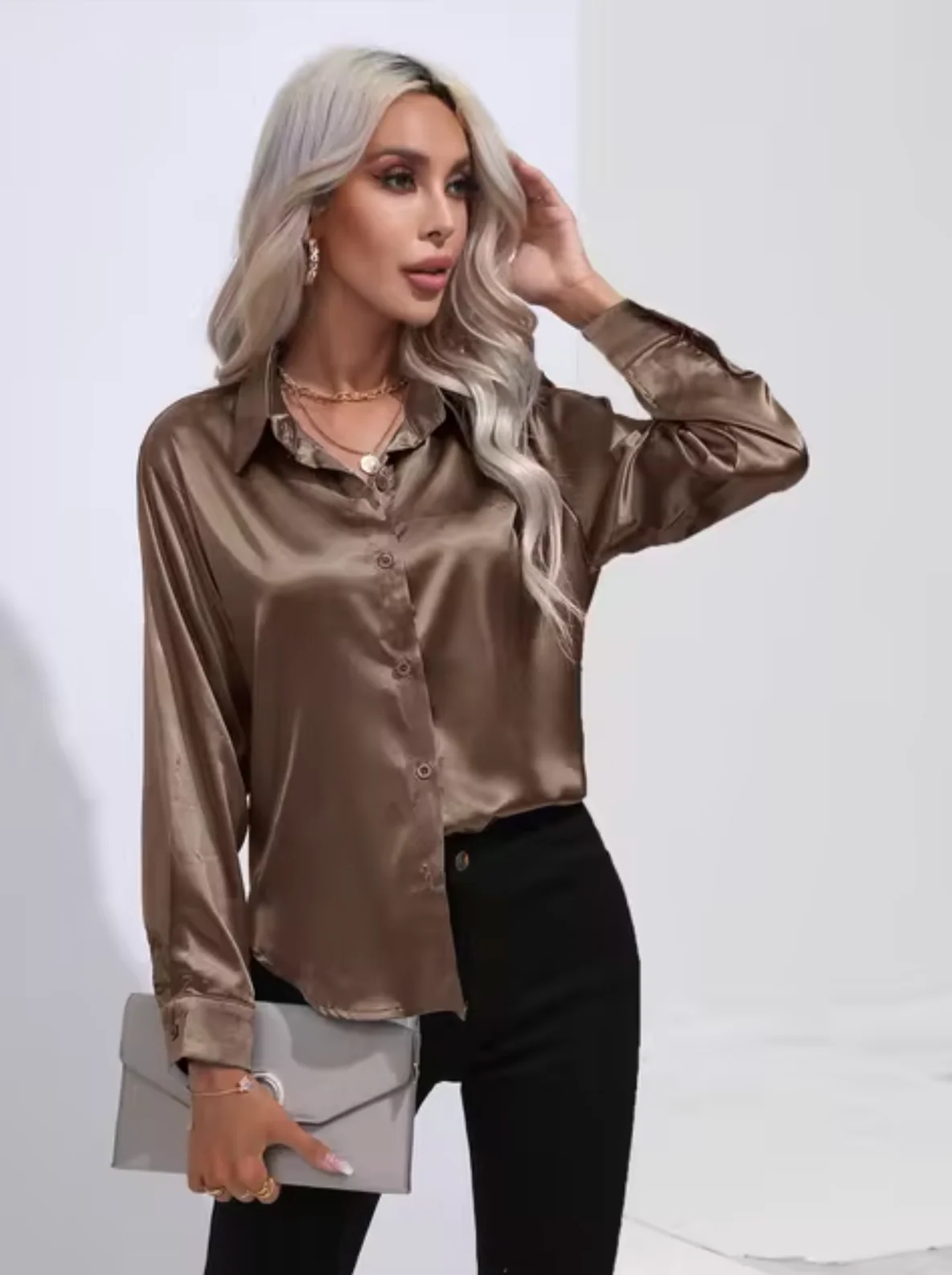 Doreen | Elegante Satin Charm Bluse - Image 2
