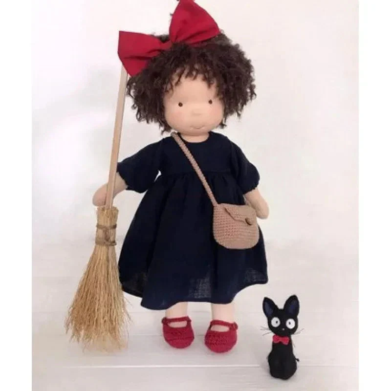 Elise | Handgefertigte Waldorf-Plüschpuppe – Weiches Baumwollspielzeug mit Stoffbox | Süß & Kuschelig | Für Kindergeburtstage & täglichen Spielspaß - Image 6