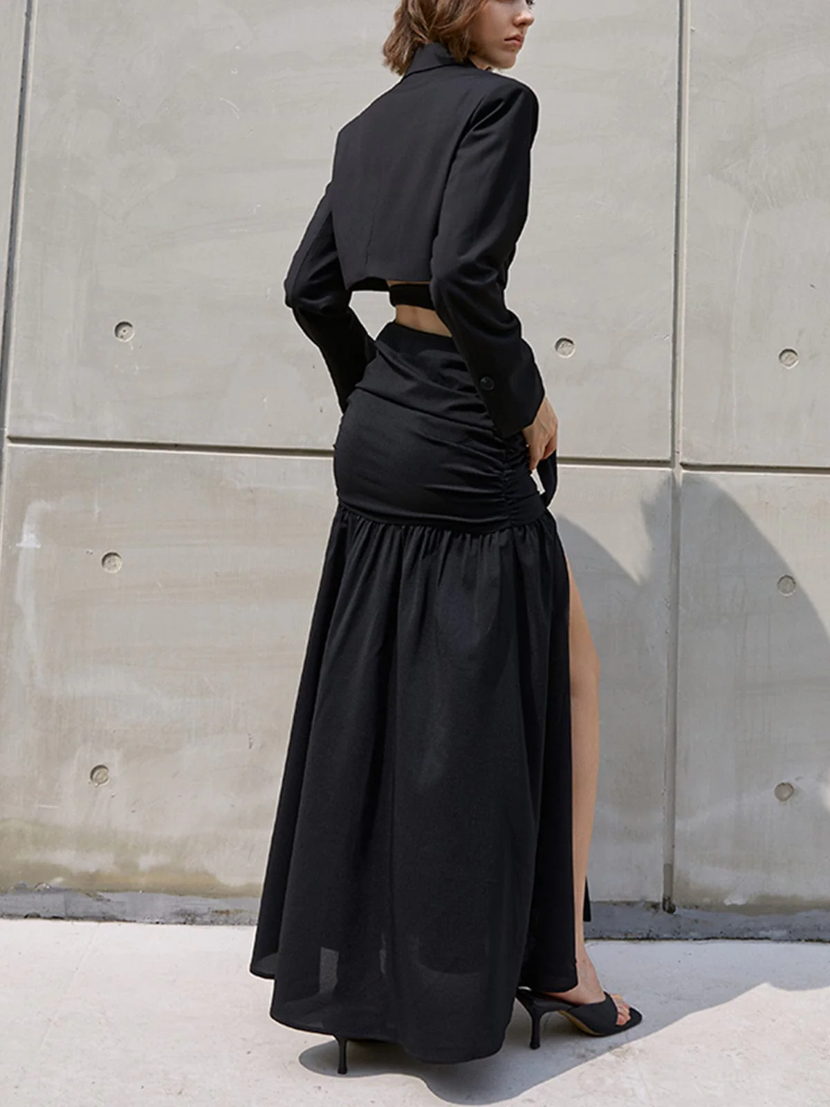 Emilia | Elegantes Zweiteiler-Set mit Cropped Blazer & Maxi-Rock