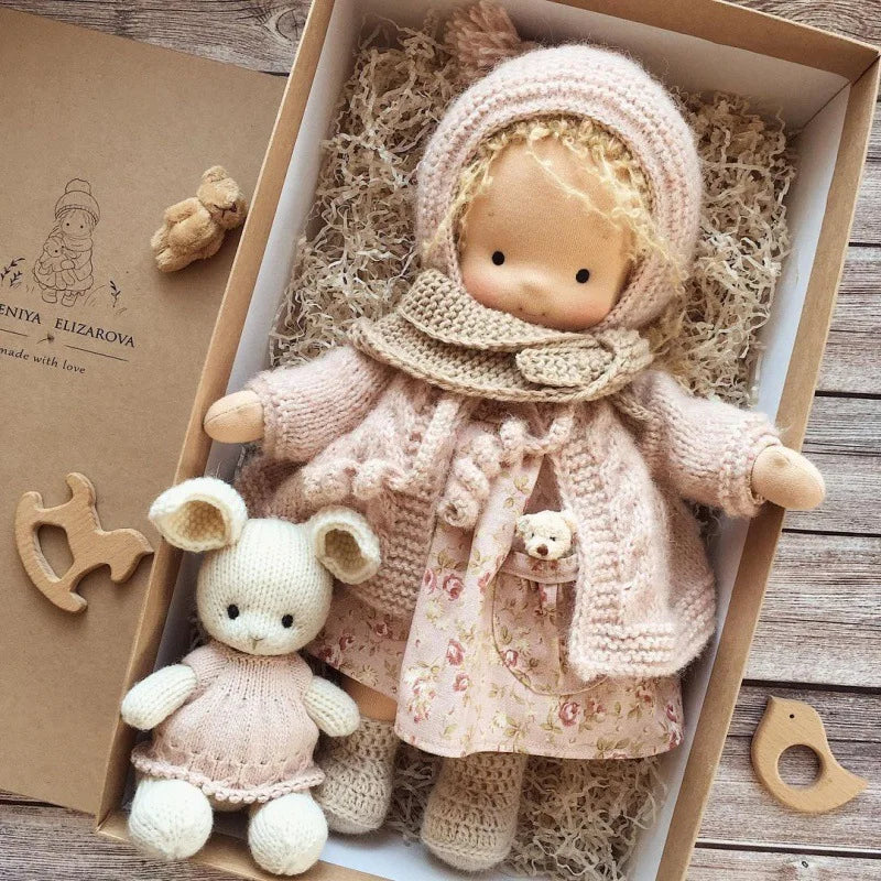 Emma | Handgefertigte Plüschpuppe aus Baumwolle – Waldorf-Kuscheltier mit Stoffbox | Niedlich & kuschelig | Für Kindergeburtstage & Spielspaß im Alltag - Image 27
