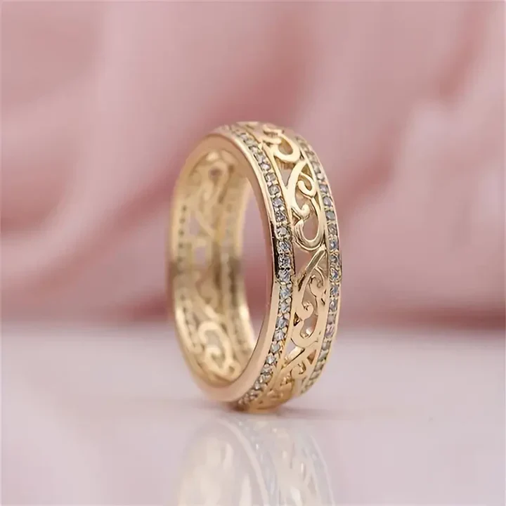 Glänzender Goldhohlring