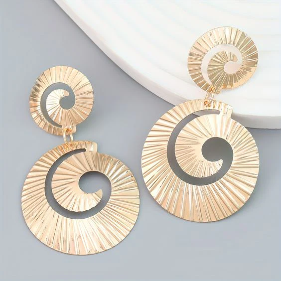 Goldene Boho-Spiral-Ohrringe