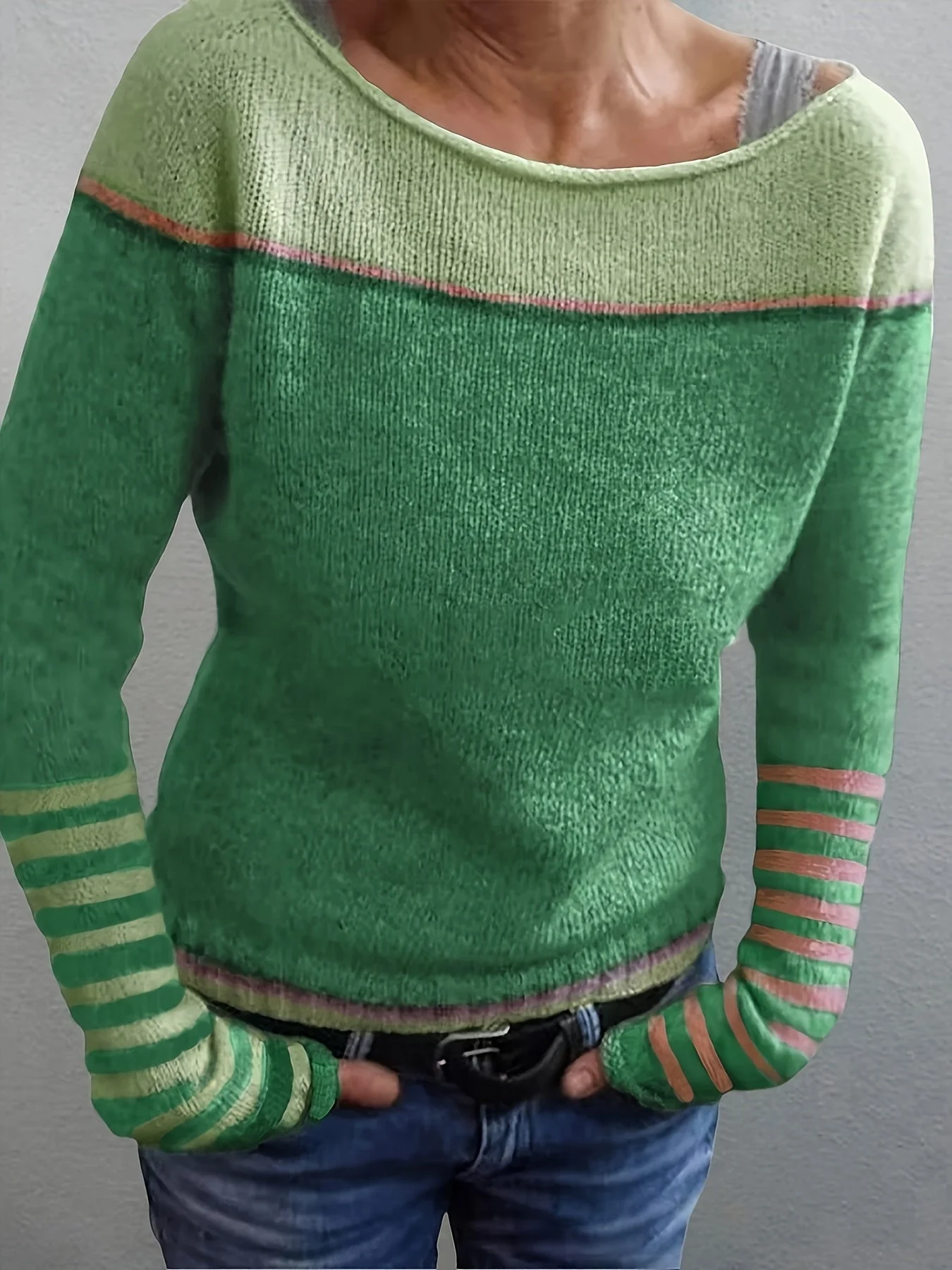 Greta | Eleganter Damen Pullover breit und gestreift - Image 12