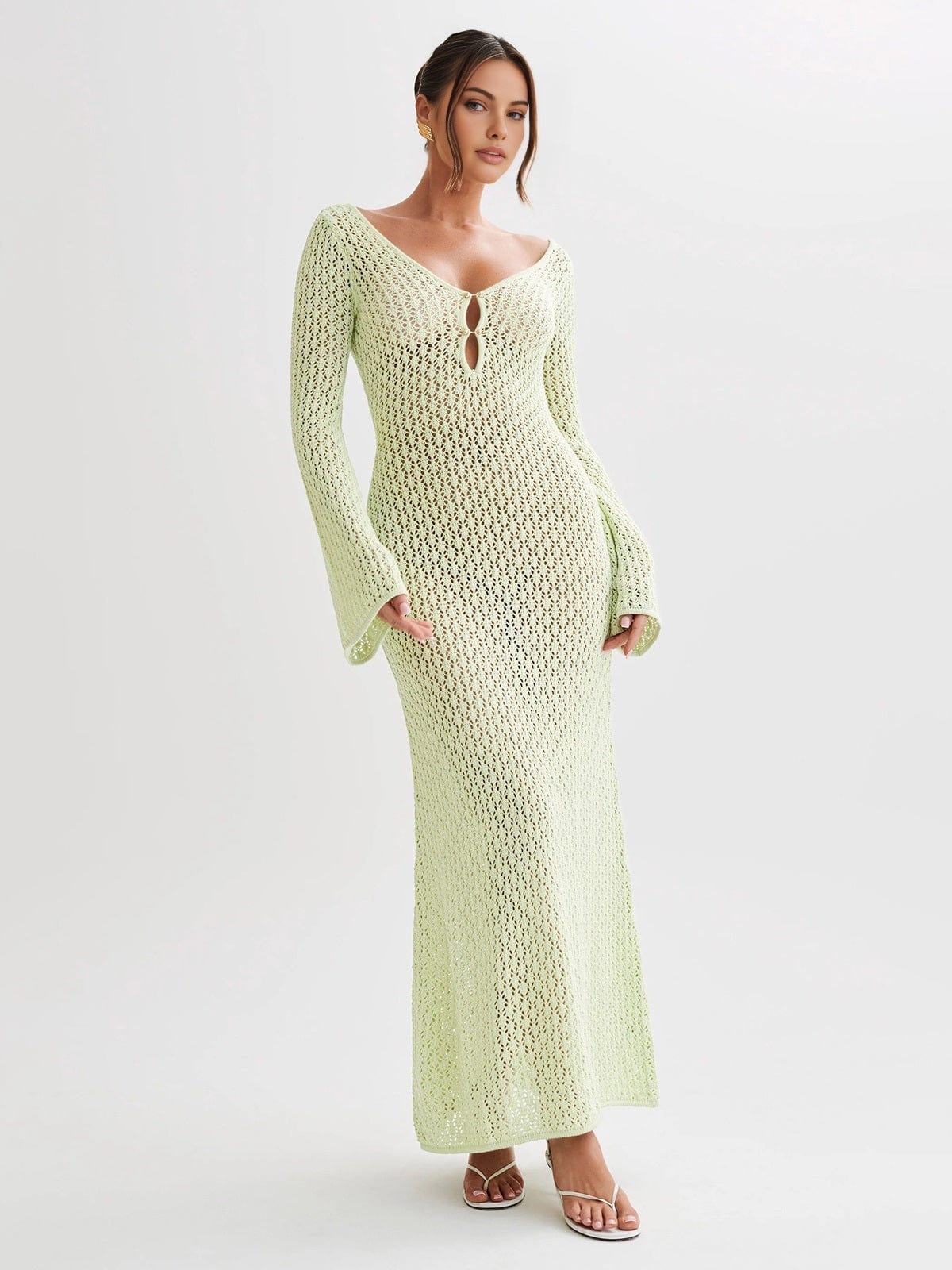 Greta | V-Ausschnitt Gehäkeltes Maxikleid mit Glockenärmeln – Boho-Chic für den Sommer - Image 10