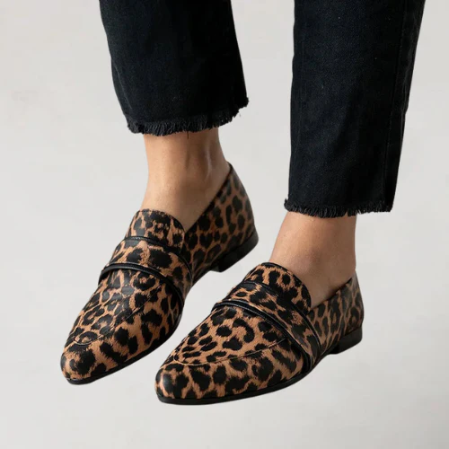 Isoria – Elegante Loafers mit verlängertem Zeh und kleinem Absatz
