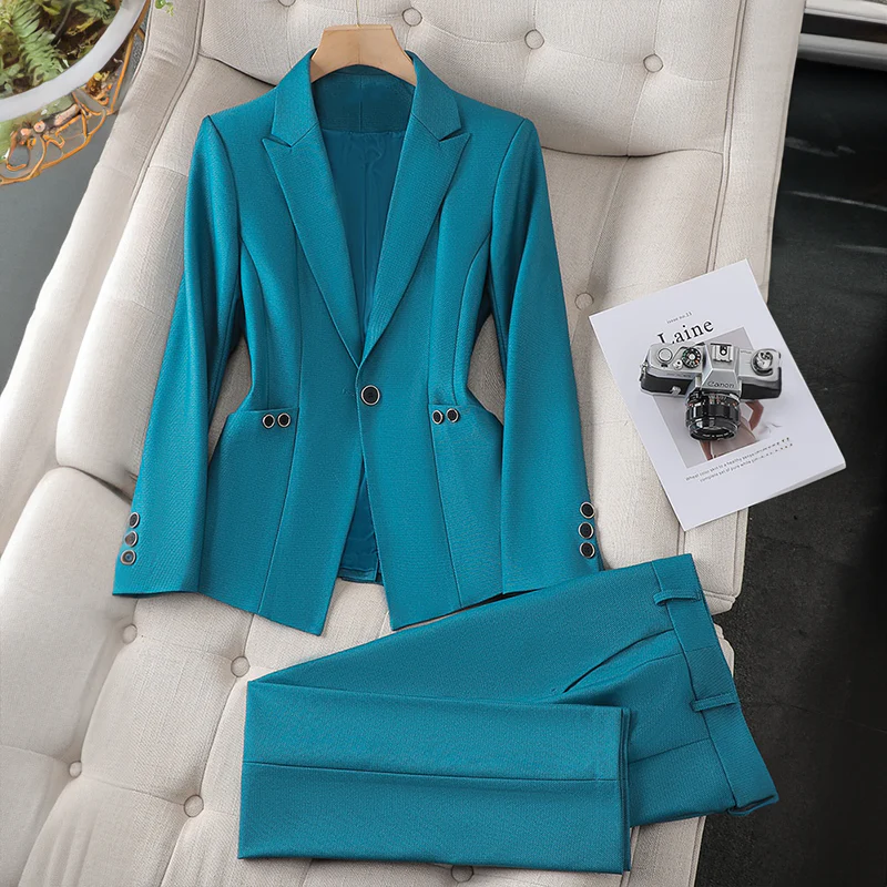 Ivana-  Prestige Blazer Anzug - Image 6