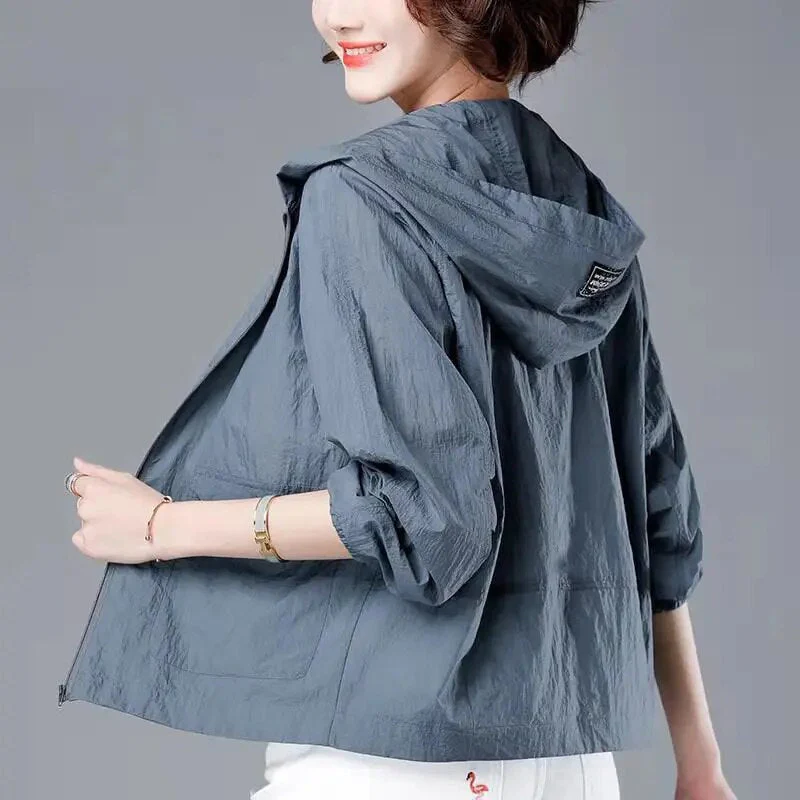 Karin | Winddichte Regenjacke mit Kapuze - Image 2