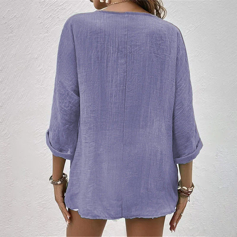 Katharina | Lässiges T Shirt mit V Ausschnitt - Image 3