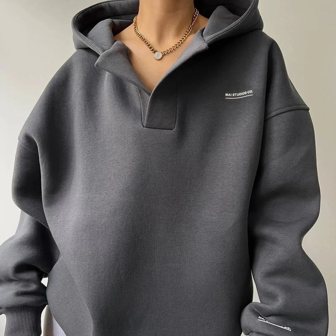 Lässiger Damen-Kapuzenpullover mit Druck - Image 3