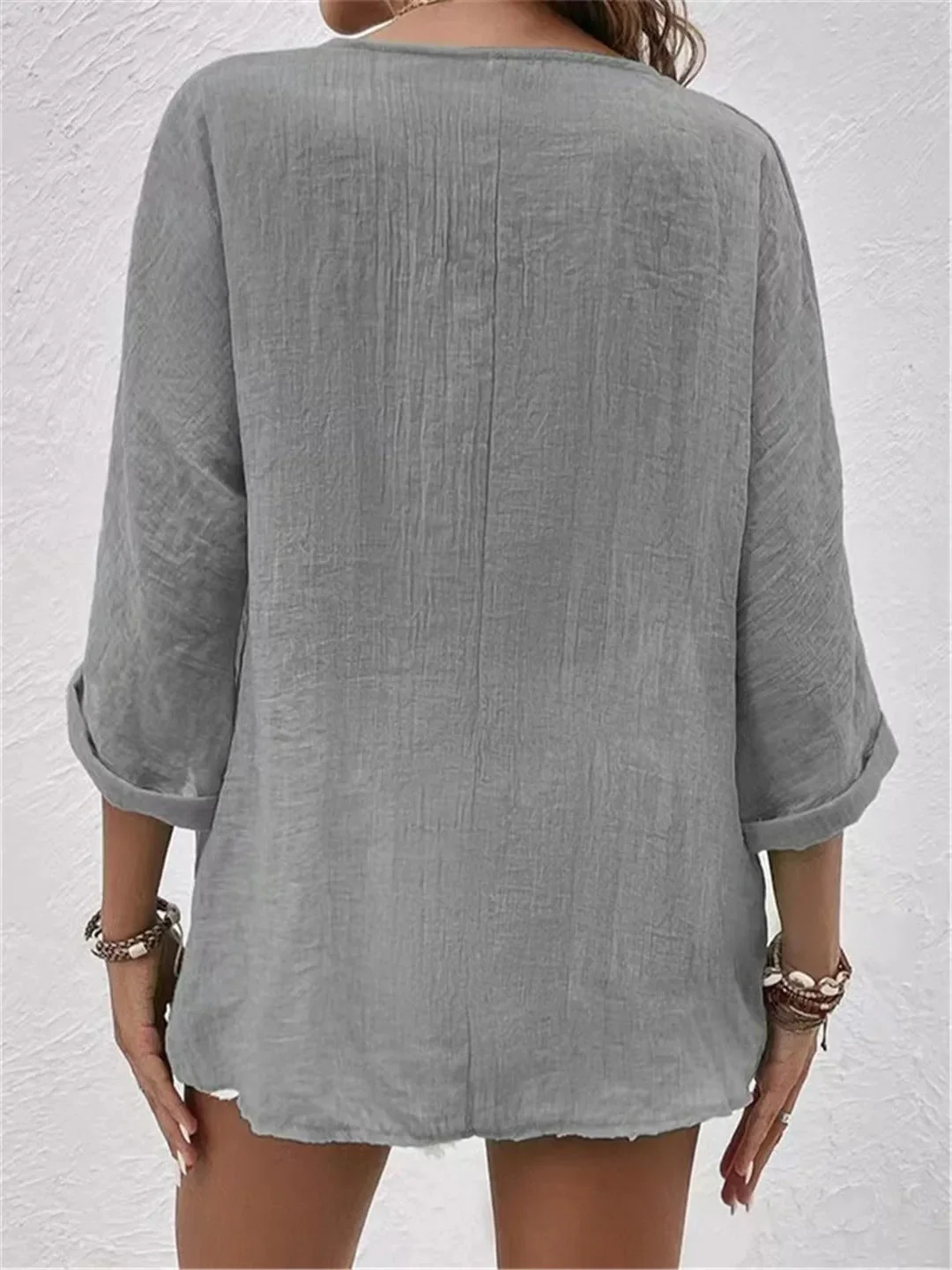 Laura | Stilvolles Day Top Damen modern - Image 4