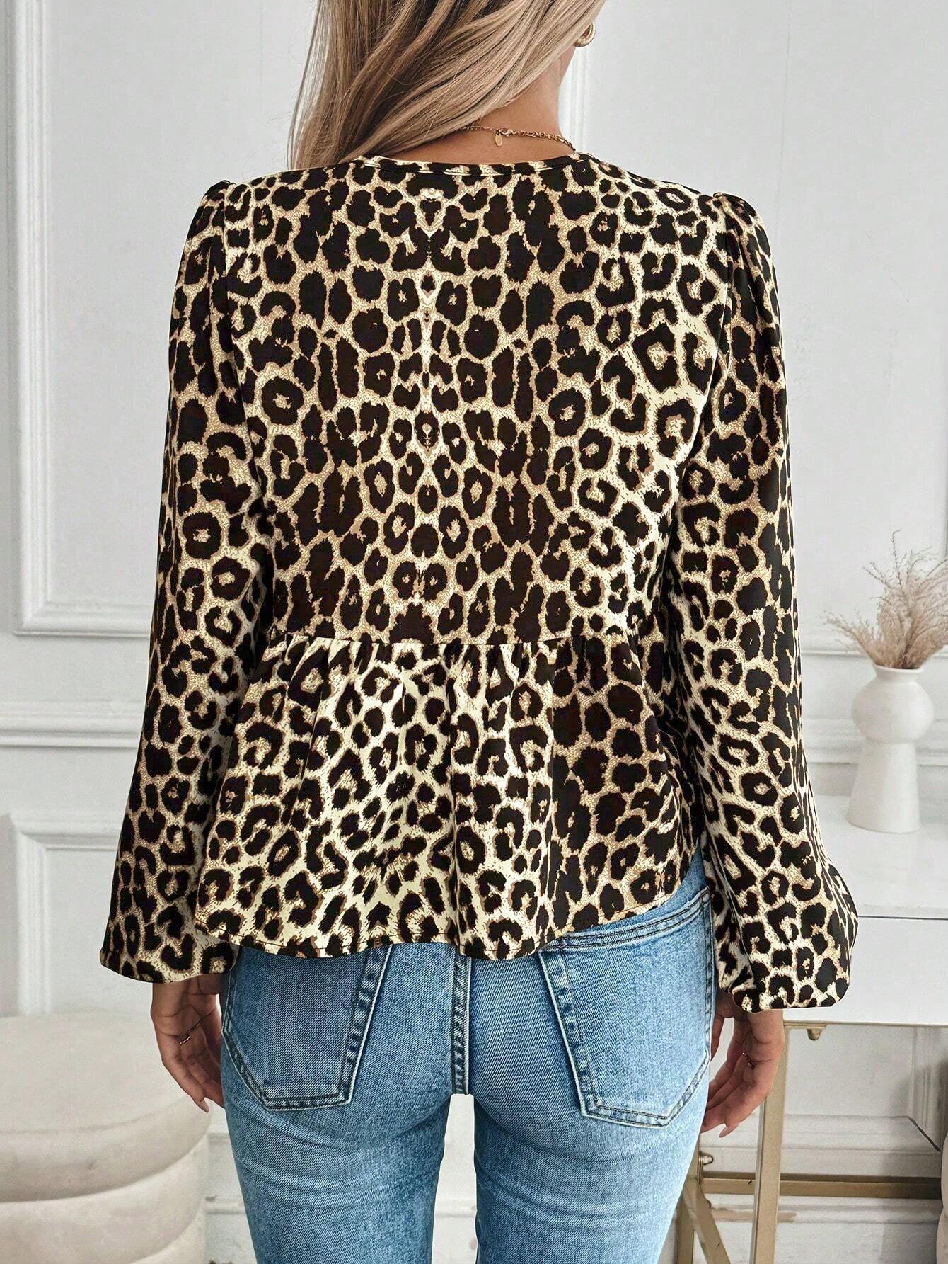 Leoprint Damenbluse mit Schleifendetail – Feminin, Auffällig & Trendbewusst