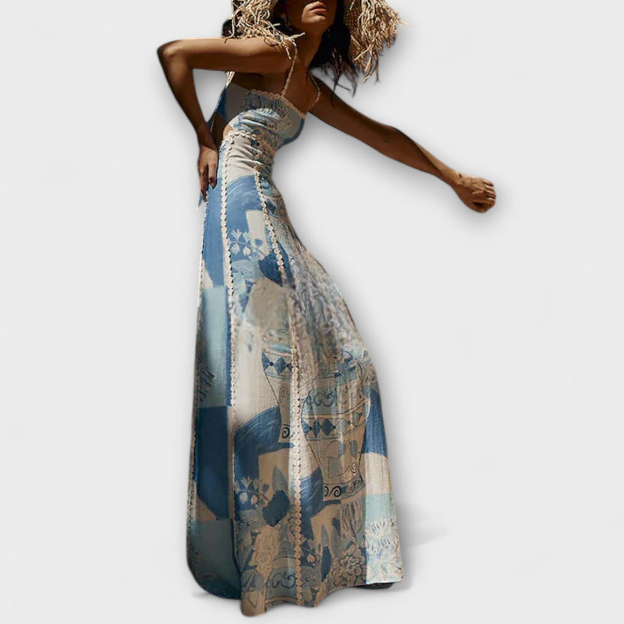 Lirienne – Fließendes Maxikleid mit Trägern und Musterstruktur - Image 3