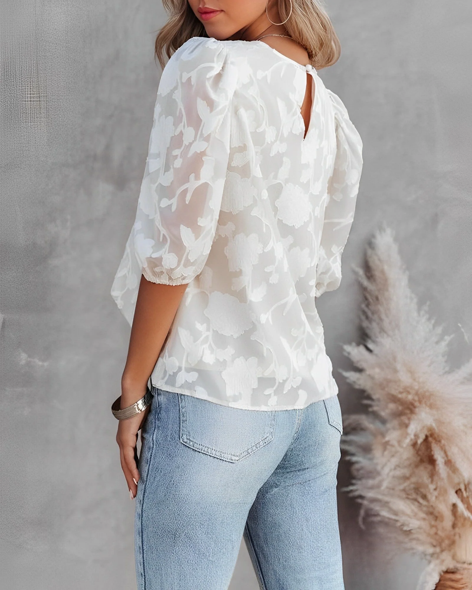 Manuela | Elegante Chiffonbluse mit Puffärmeln - Image 2