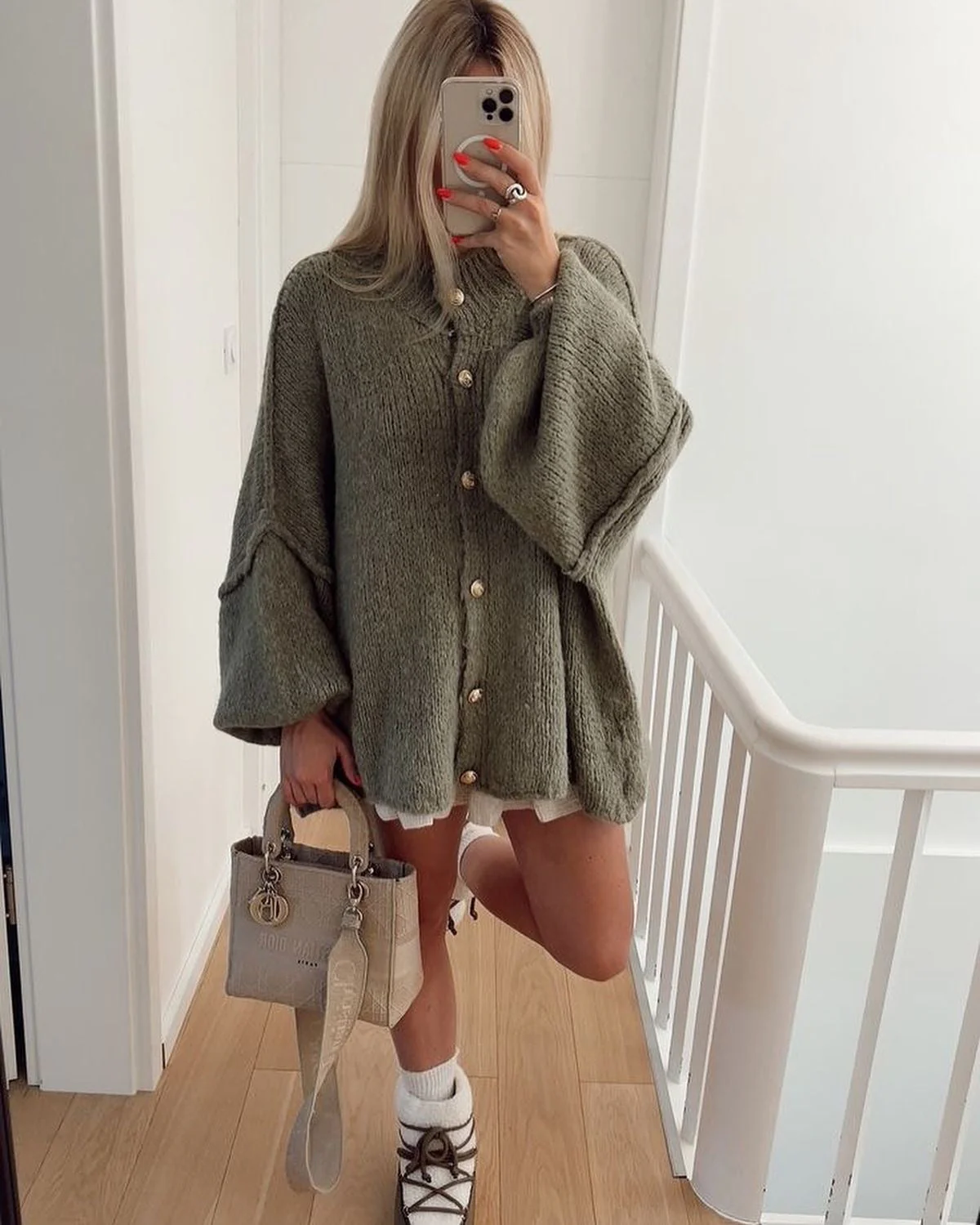 Mara | Oversized Cardigan für jeden Anlass - Image 9