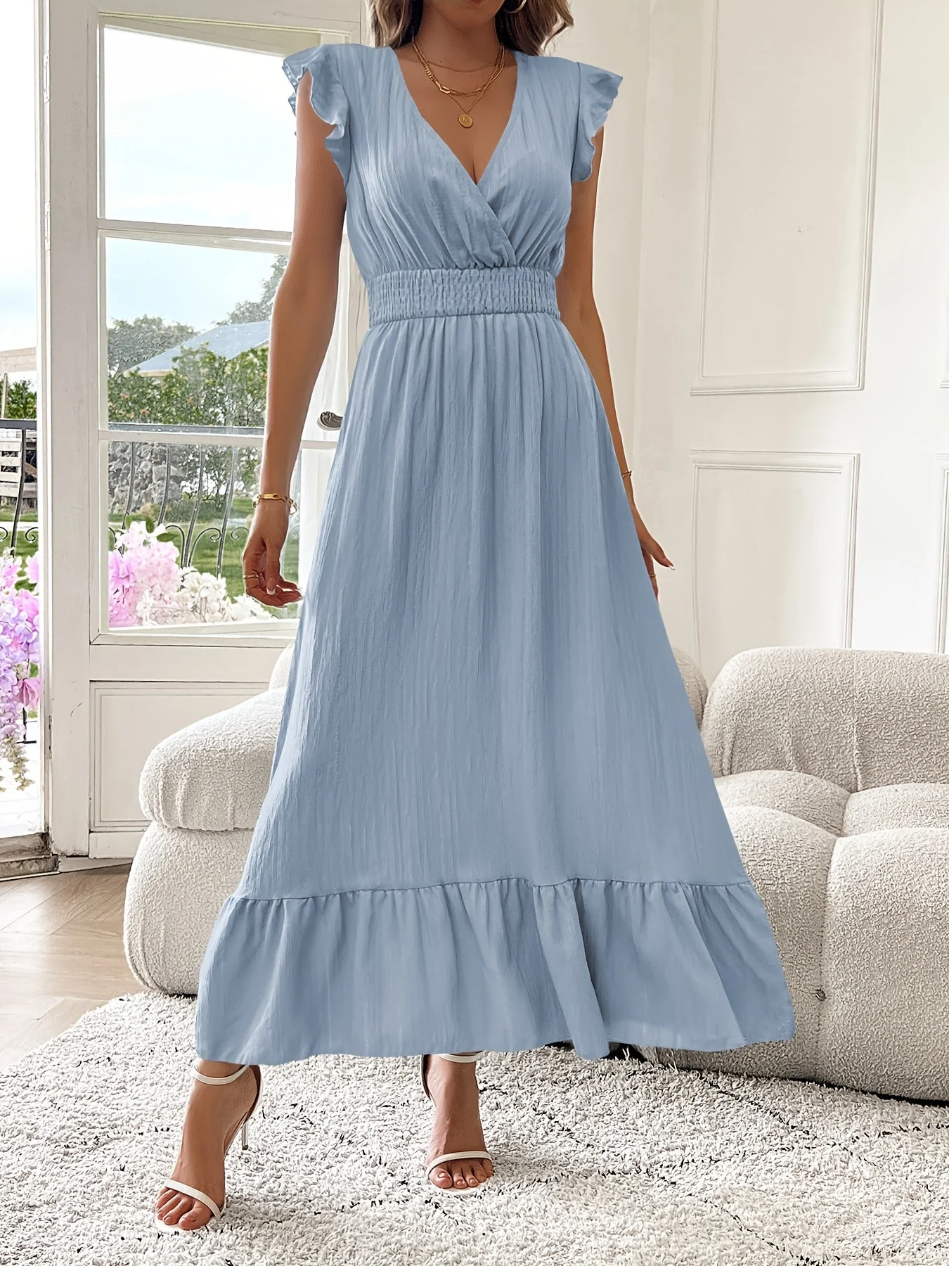 Mara | V-Ausschnitt Maxikleid mit Rüschen Saum - Image 15