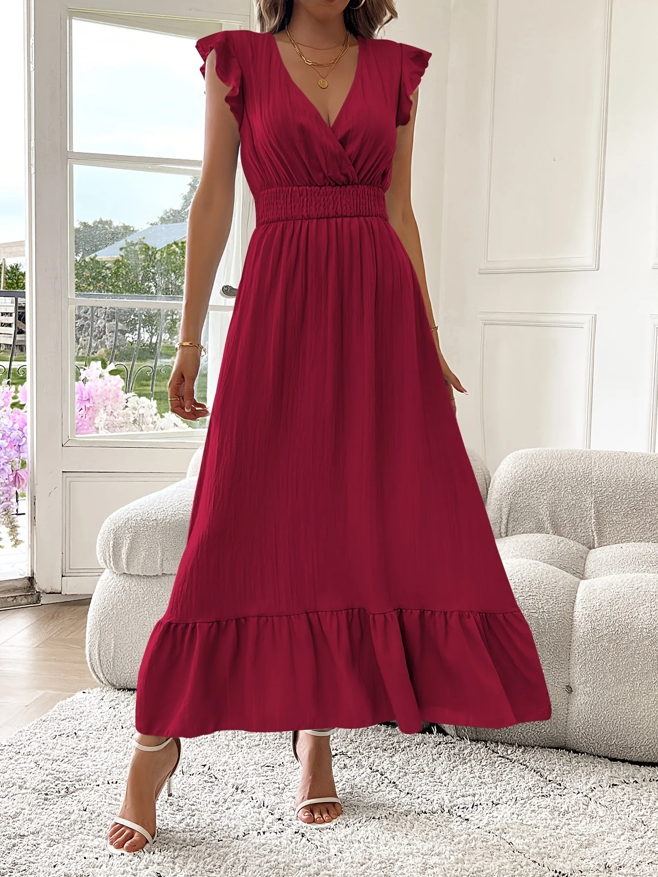 Mara | V-Ausschnitt Maxikleid mit Rüschen Saum - Image 31