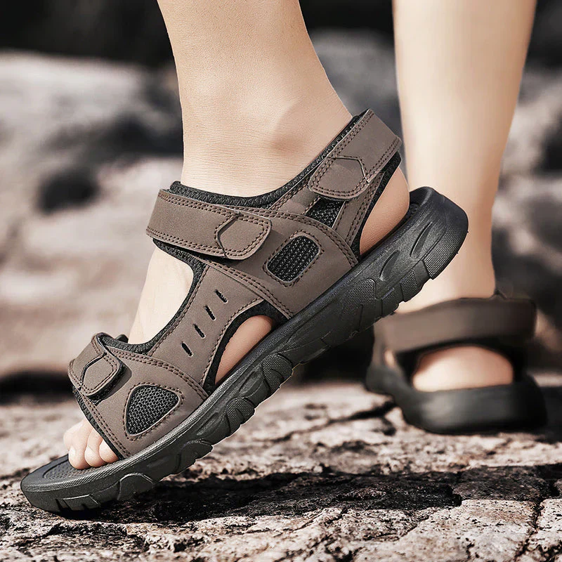 Marko- Rutschfeste Sandalen mit Haken und Ösen