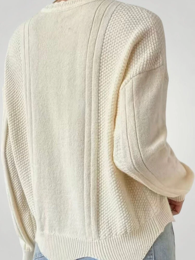 Matilda | Eleganter Winterpullover für Stil - Image 3