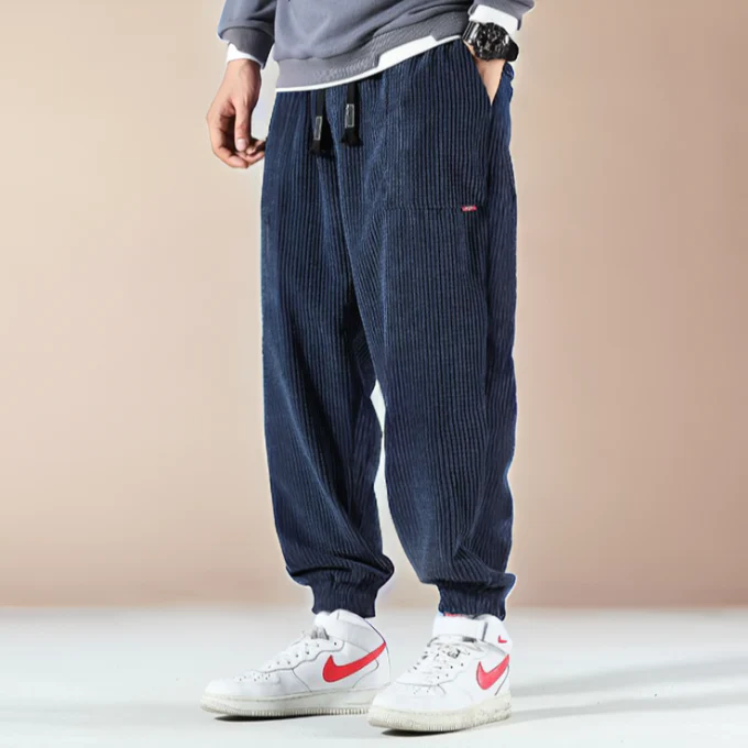 Max | Oslo Cordhose Sweatpants für Freizeitmode - Image 2