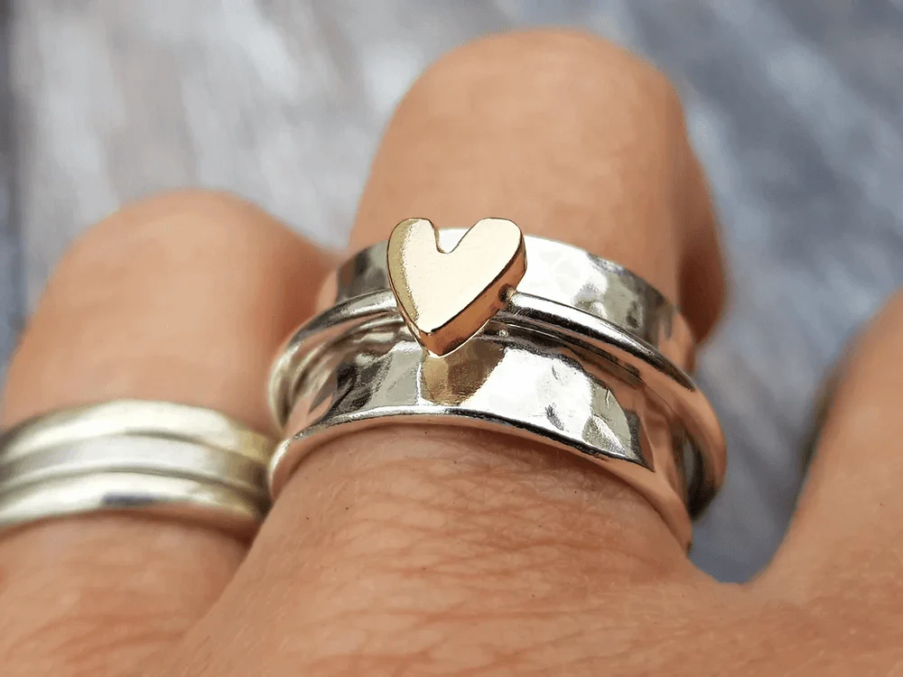 Mely - Goldenes Herz Silberring