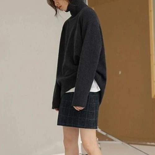Nina | Trendiger Rollkragenpullover für Damen - Image 14