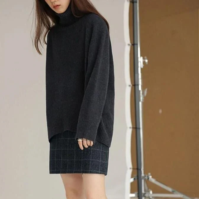 Nina | Trendiger Rollkragenpullover für Damen - Image 15