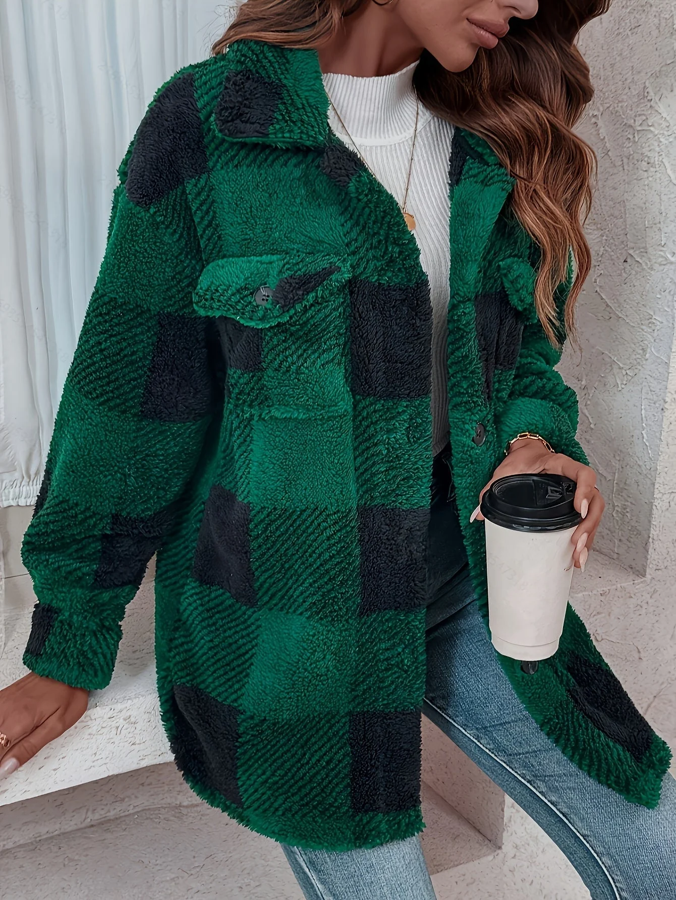Nora | Kuschelige Karo Fleecejacke für Damen - Image 10