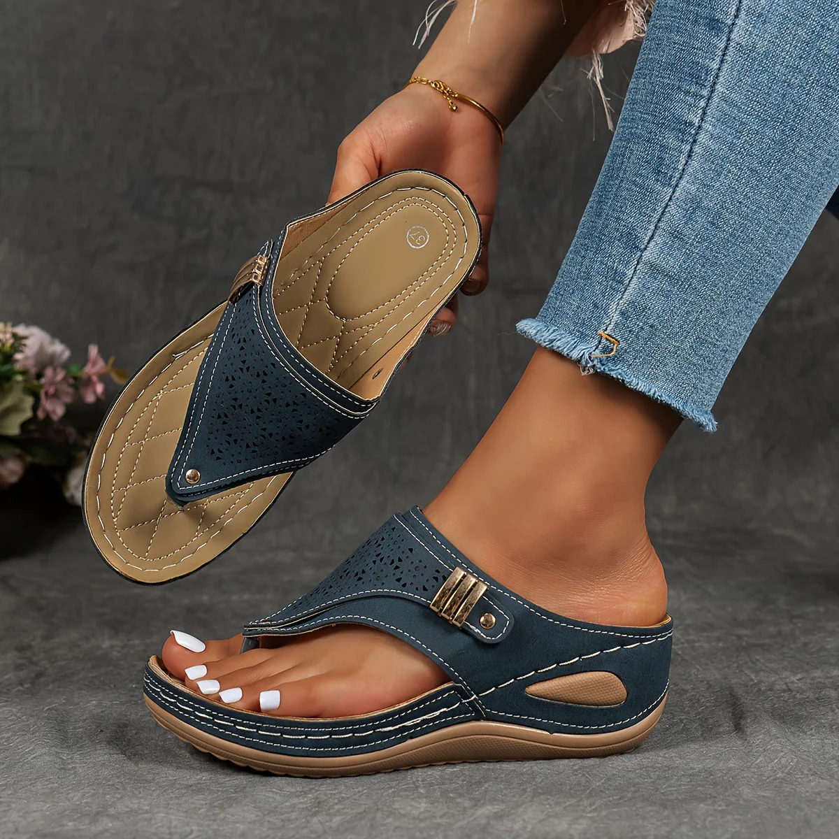 OrthoCloud™ – Ergonomische Wohlfühl Sandalen für aktive Sommertage - Image 6