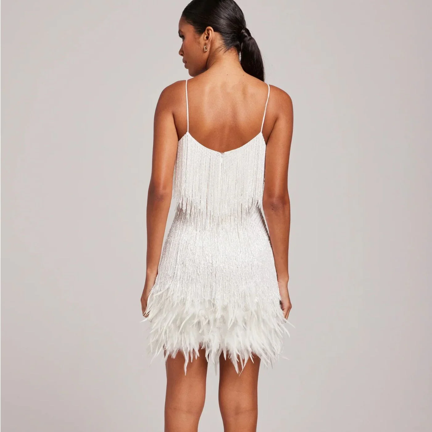 Samba – Luxuriöses Mini-Kleid mit Federn