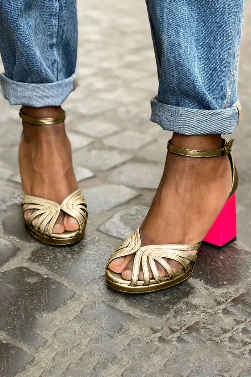 Soise  | Klassische Sandalen mit Knöchelriemen und offener Zehenpartie