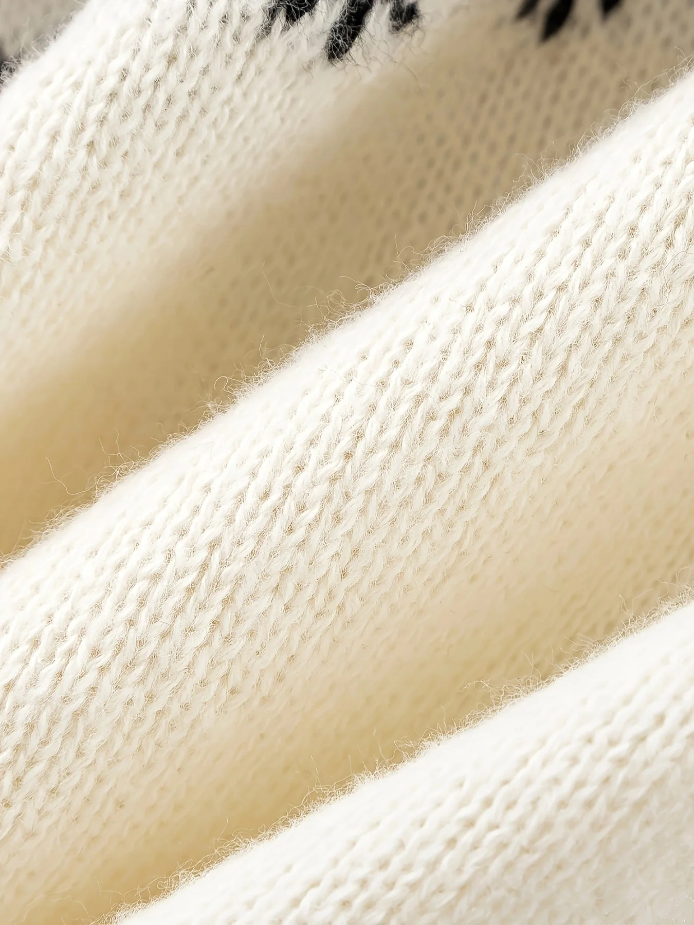 Theodore | Vintage Isländischer Pullover - Image 4