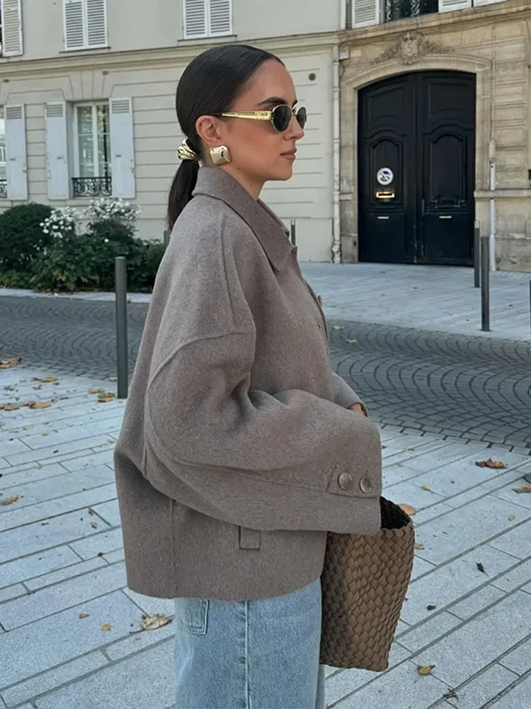 Theresa | Vielseitig kombinierbare elegante Übergangsjacke - Image 3